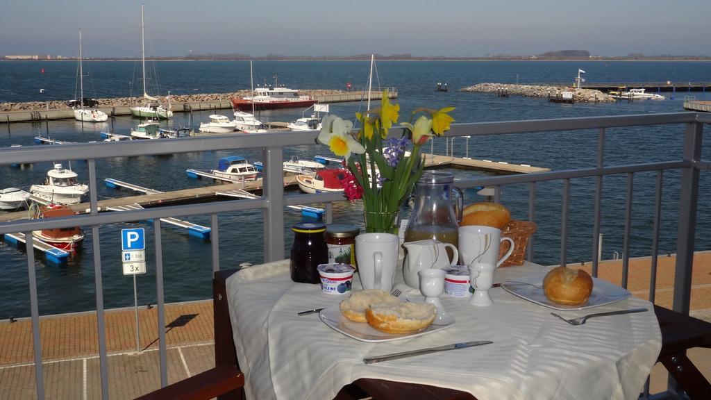 Ferienwohnung Wiek im Hafenkieker Wiek auf Rügen Zimmer foto